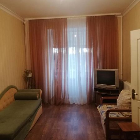 Ferienwohnung Квартира Курбаса Bila Zerkwa Exterior foto